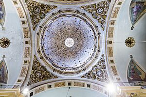 Archivo:Cúpula Asunción