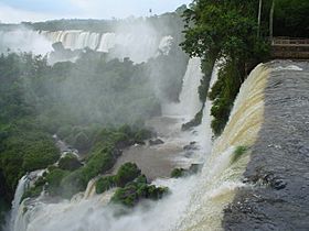Archivo:CPonte Iguazu2