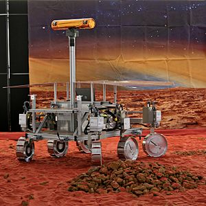 Archivo:ExoMars prototype rover