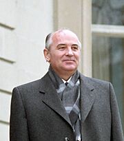 Archivo:Gorbachev (cropped)