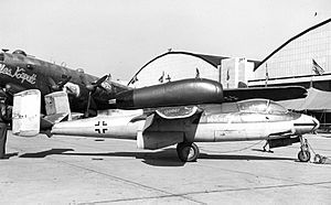 Archivo:Heinkel He162A-1 No 120067 (4980318999)