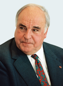 Helmut Kohl (1996).png