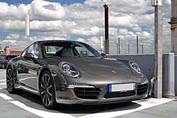 Porsche 911 Carrera S (7522427256).jpg