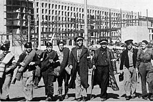 Archivo:Rebel (Casadista) troops in Madrid