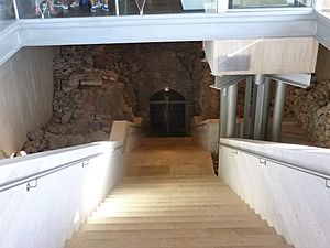 Archivo:Revilla de Pomar - Cueva de los Franceses 5