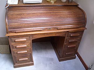 Archivo:Rolltop desk