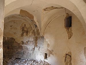 Archivo:Sant Pere de Madrona- Cripta 03
