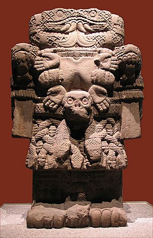 Archivo:Statue of Coatlicue