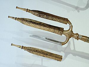 Archivo:Trident, Burmese, 18th century