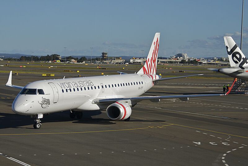 Virgin Australia Embraer ERJ190; VH-ZPT@SYD;06.07.2012 661ck (7744503910)