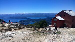 Archivo:Vista desde el refugio del Cerro López