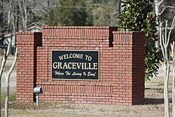 Welcome To Graceville Sign.JPG