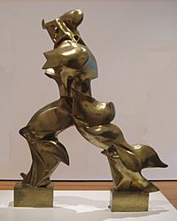 Archivo:'Unique Forms of Continuity in Space', 1913 bronze by Umberto Boccioni