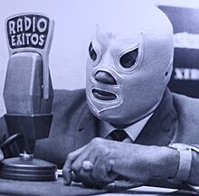 100 años del natalicio del Santo -i---i- (36184746106) (cropped).jpg