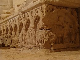 64 Monasterio de Palazuelos capilla de Santa Ines sarcofago ni