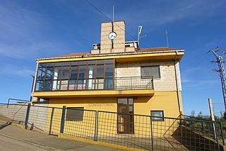 Ayuntamiento de Villaobispo de Otero.jpg
