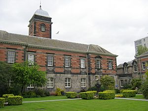 Archivo:Dundee University