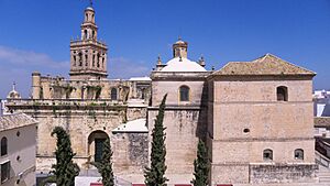 Archivo:Iglesia de San Miguel Arcángel