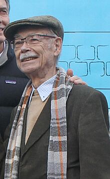 Manuel García Ferré en Paseo de la Historieta - Mauricio Macri presentó la estatua de Isidoro Cañones en el nuevo Paseo de la Historieta (7637607298).jpg