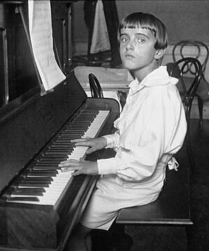Archivo:Nino Rota 1923
