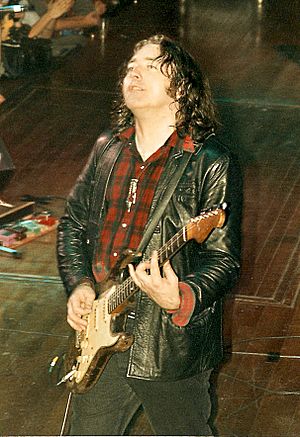 Archivo:Rory-Gallagher