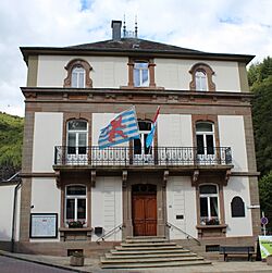 Town hall Esch-sur-Sûre 2012-07.JPG