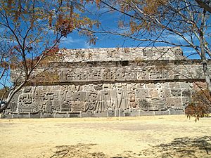 Archivo:Xochicalcotempleofinscriptions