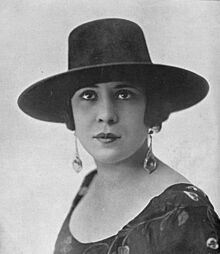 1926-05-22, La Esfera, Encarnacion López «Argentinita», Walken (cropped).jpg