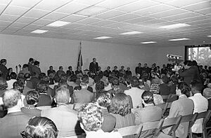 Archivo:1970. Enero, 19. Rafael Caldera inaugurando la USB