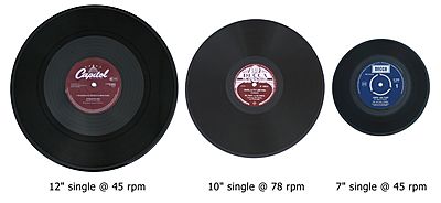 Archivo:3 vinyl singles
