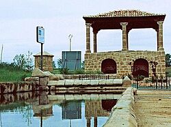 Archivo:Becerril de Campos Palencia - panoramio