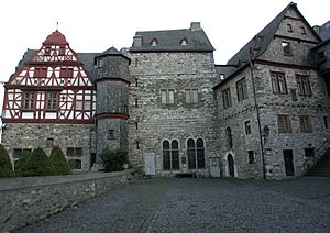 Archivo:Burg Limburg südost