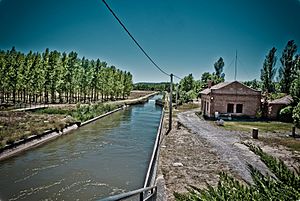 Archivo:Canal de castilla 1524