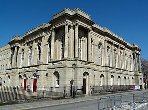 Archivo:Canolfan Dylan Thomas, Abertawe