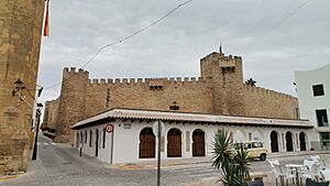 Archivo:Castillo Lopera