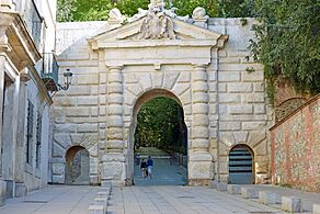 Granada 2015 10 22 2348 (25442616903)