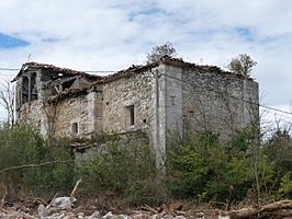 Hiniestra - Iglesia de la Natividad de Nuestra Señora - Vista.jpg