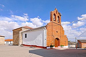 Archivo:Iglesia de San Juan Bautista en Pedraza de Alba