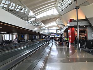 Archivo:KLAX06