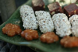 Archivo:Korean.food-Yakgua-Yugua-Insadong