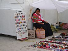 Archivo:Mujer nahua de Acaxochitlán, Hidalgo
