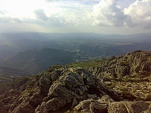 Archivo:Panorama dal Monte S. Vittoria