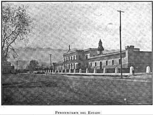 Archivo:Penitenciaría del Estado de Nuevo León