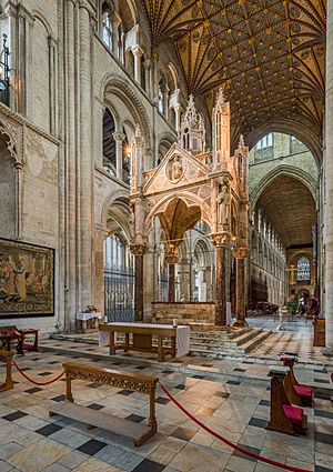 Archivo:Peterborough Cathedral High Altar, Cambridgeshire, UK - Diliff