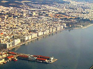 Archivo:Salonica-view-aerial2
