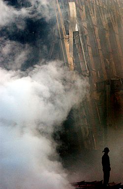 Archivo:September 14 2001 Ground Zero 02