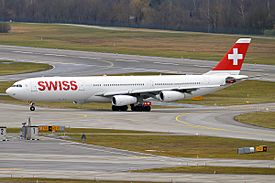 Swiss, HB-JMD, Airbus A340-313 (26266242218).jpg
