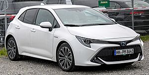 Archivo:Toyota Corolla Hybrid (E210) IMG 4338