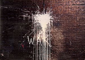 Archivo:Tylicki street art war graffiti New York 1982