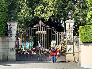 Archivo:Villa Algonquin Flowers